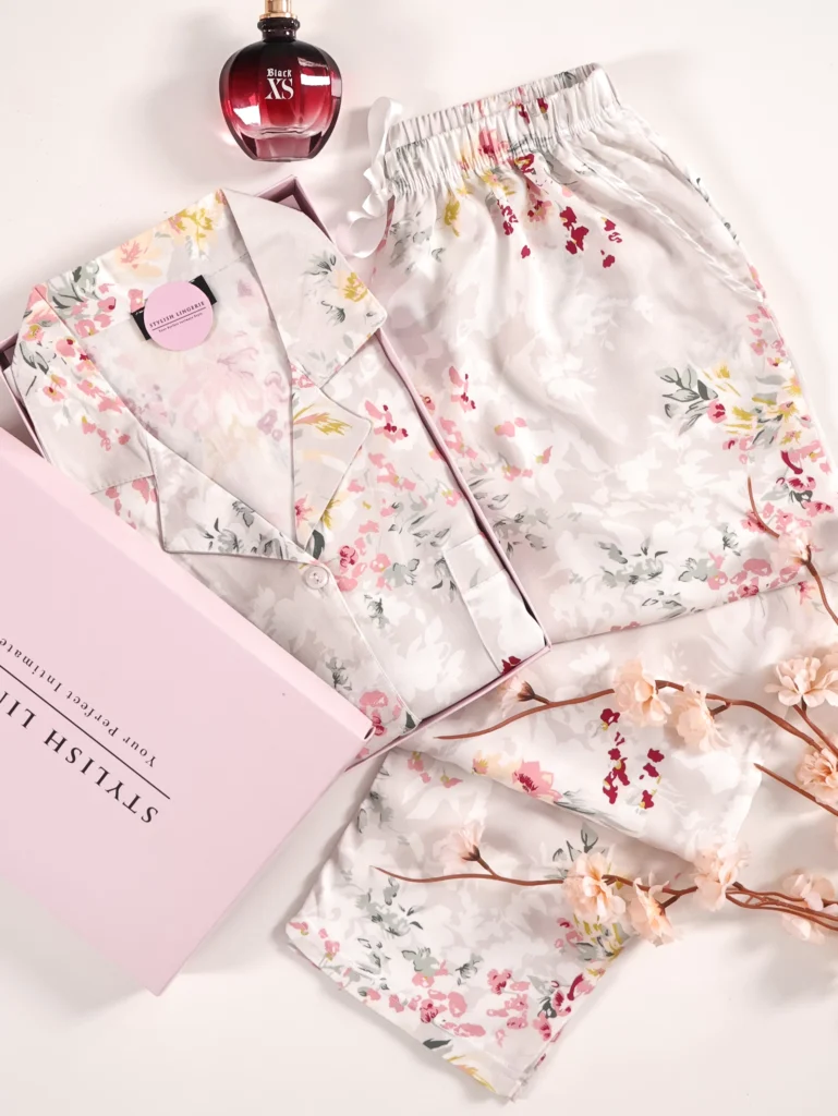 Pyjama Aveline Floral en Satin de coton demi manche